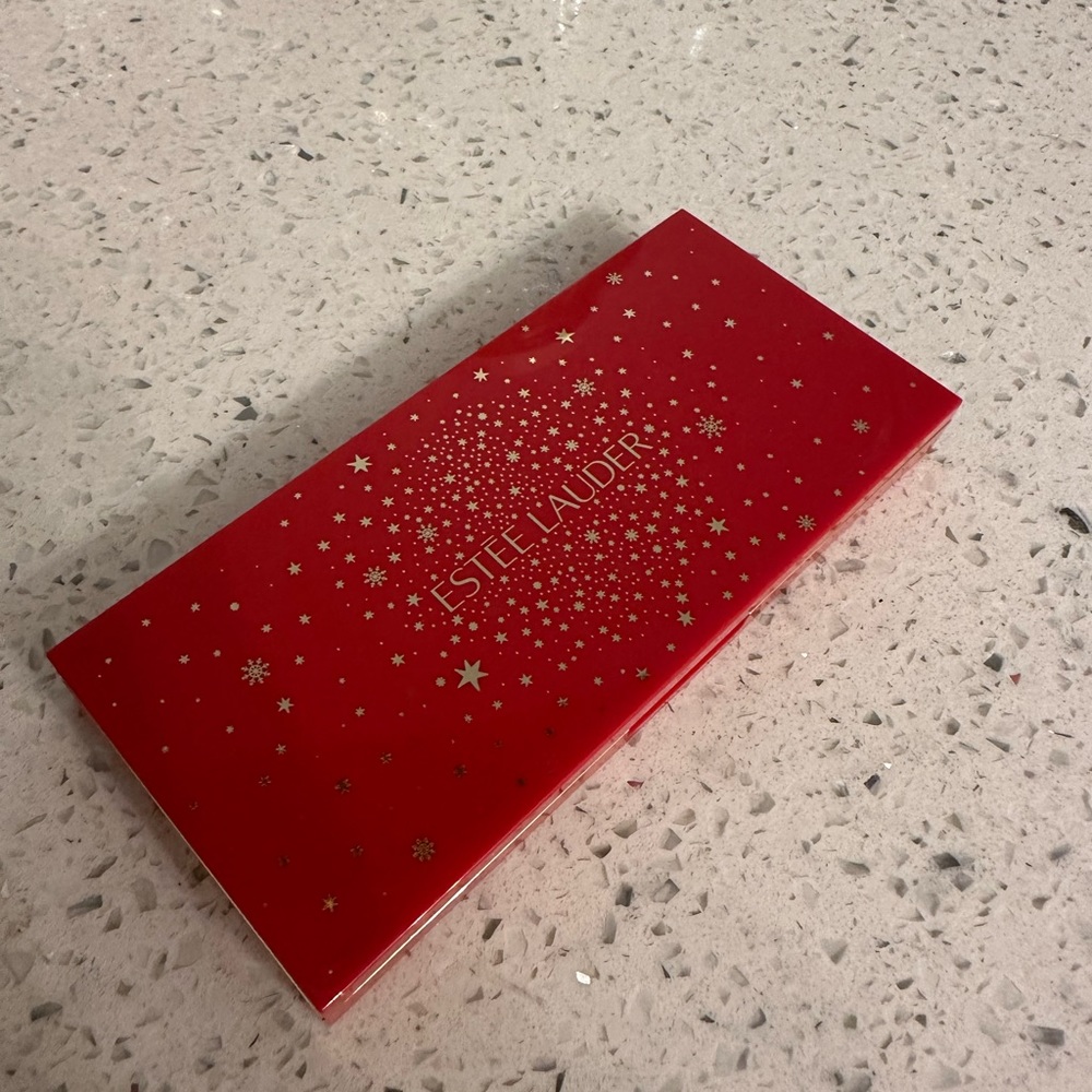 Pure color envy eye shadow palette